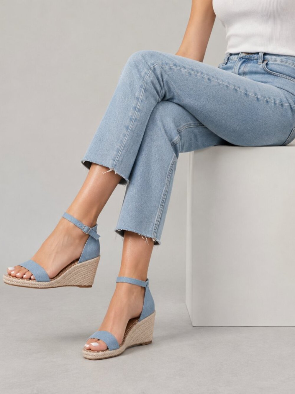 STEVE MADDEN Womens Blue Ankle Strap Submit Square Toe Wedge Buckle Shoes